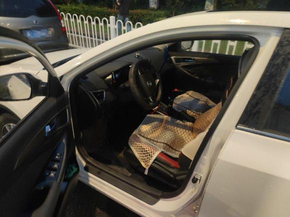 [苏州·苏E] 二手长安逸动XT2016款 1.6L 手动俊酷型