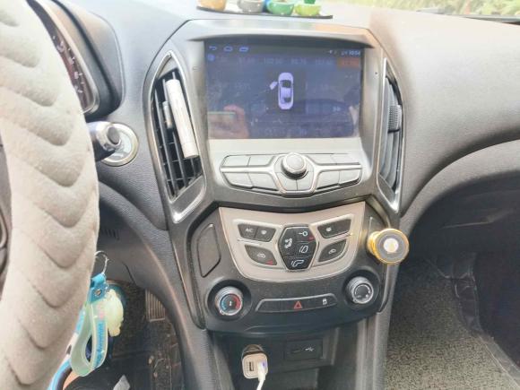 [青岛·鲁B] 二手奇瑞艾瑞泽52017款 1.5L 手动领潮版