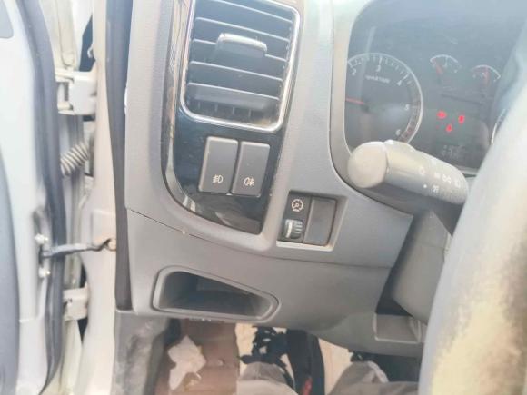 [上海·苏B] 二手长城风骏52013款 2.8T欧洲版 两驱精英型大双排GW2.8TC