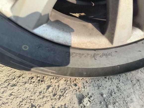 [义乌·浙G] 二手北汽幻速北汽幻速S32016款 S3L 1.5L 手动尊享型