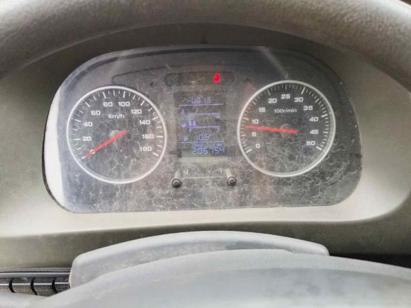 [无锡·苏B] 二手依维柯依维柯褒迪2012款 2.5T-A32 基本型