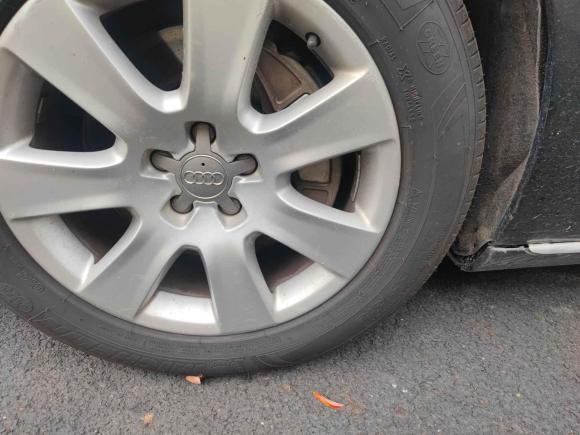 [义乌·浙G] 二手奥迪奥迪A82013款 A8L 30 FSI 舒适型