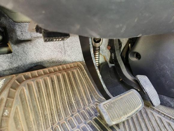 [北京·京J] 二手起亚佳乐2011款 2.0L 7座自动舒适版