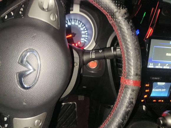 [义乌·浙G] 二手英菲尼迪英菲尼迪ESQ2014款 1.6L 率性版