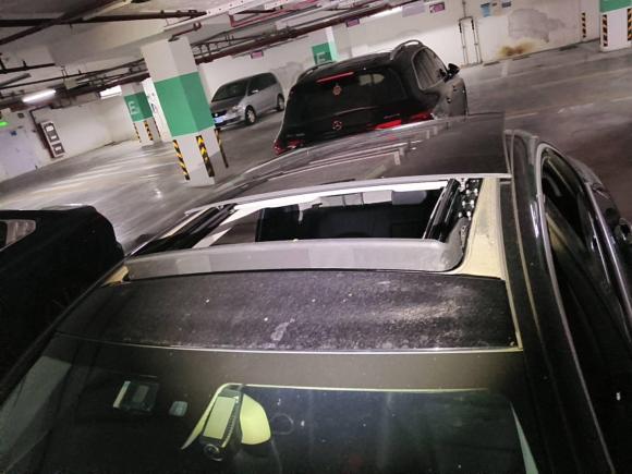 [苏州·苏E] 二手奔驰奔驰C级2018款 C 200 L 运动版