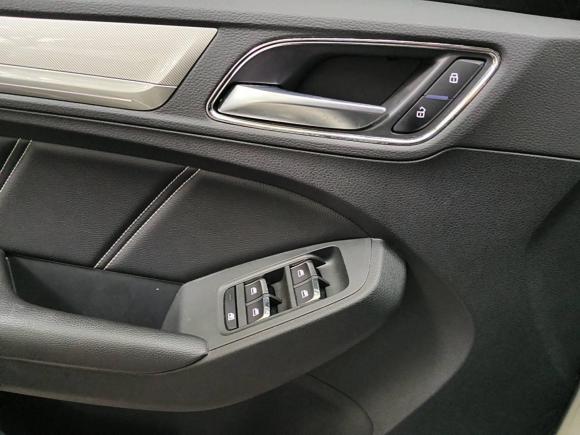 [上海·沪A] 二手荣威荣威RX5新能源2017款 eRX5 50T 混动互联尊荣旗舰版