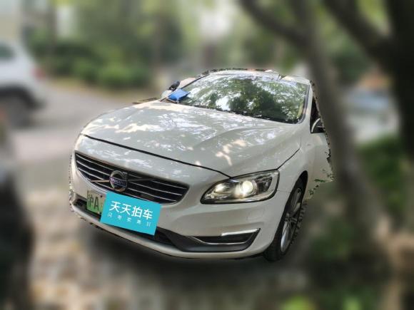 [上海·沪A] 二手沃尔沃沃尔沃S60新能源2015款 S60L E驱混动 T6智驭版