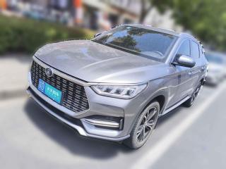 比亚迪宋PLUS2020款 1.5T 自动旗舰型