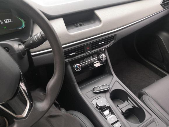 [上海·沪A] 二手威马汽车威马E.52021款 500 即客行