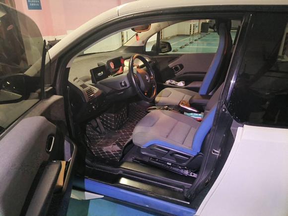 [无锡·苏B] 二手宝马宝马i32016款 升级款时尚型