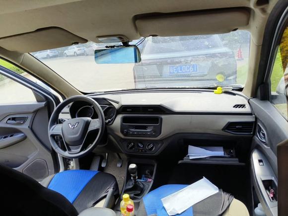 [佛山·粤E] 二手五菱汽车五菱宏光2019款 1.5L S标准型国VI LAR