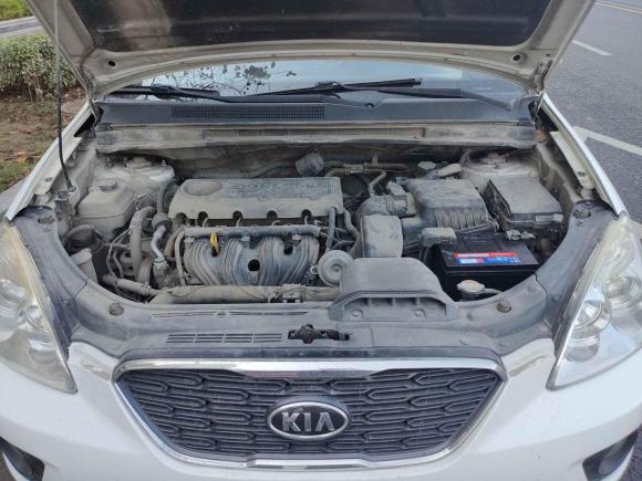 [南京·黑R] 二手起亚佳乐2011款 2.0L 7座自动舒适版