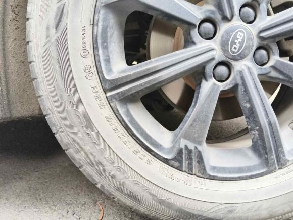 [台州·浙J] 二手比亚迪比亚迪e32020款 400出行版