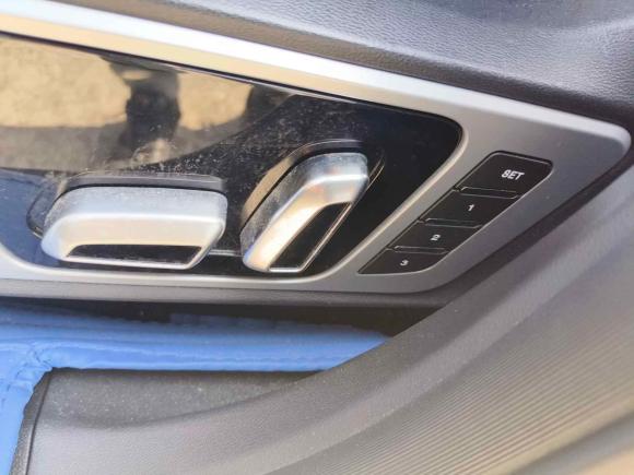 [上海·赣F] 二手魏牌魏牌 VV52017款 2.0T 旗舰型