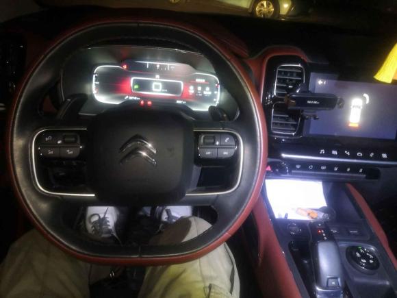 [上海·沪D] 二手雪铁龙天逸 C5 AIRCROSS2017款 380THP 豪华型