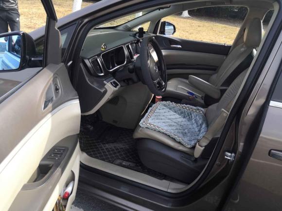 [无锡·苏B] 二手别克别克GL82011款 3.0L GT豪华商务豪雅版