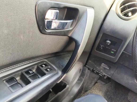 [成都·川A] 二手日产逍客2012款 2.0XV 雷 CVT 2WD