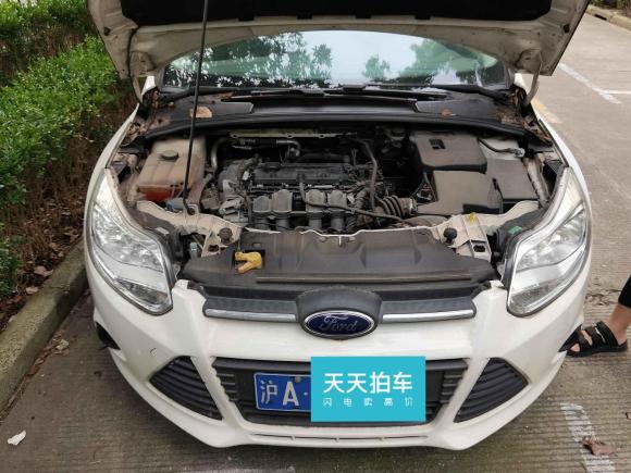 [上海·沪A] 二手福特福克斯2012款 三厢 1.6L 手动舒适型