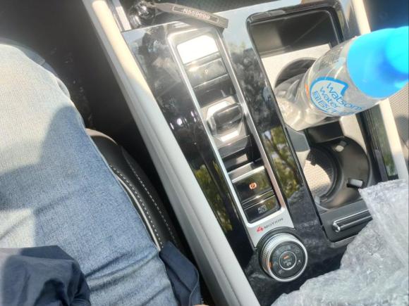 [上海·苏U] 二手大众途昂2023款 380TSI 四驱尊崇旗舰版