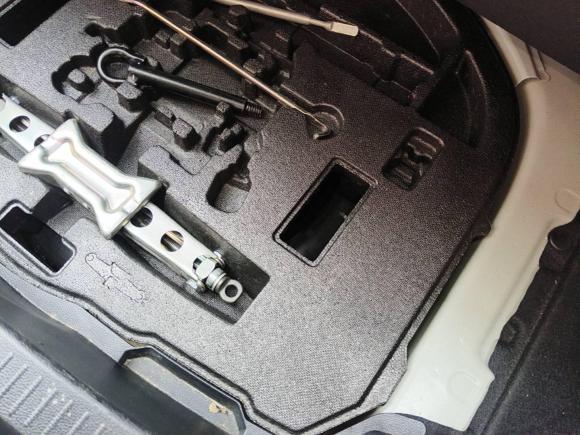 [南昌·赣A] 二手丰田雷凌2021款 185T CVT运动版