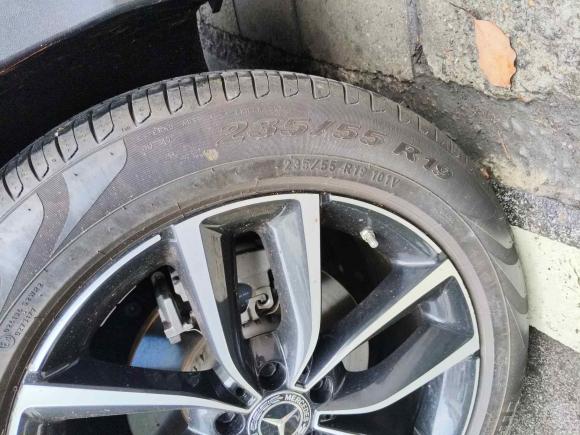 [上海·沪B] 二手奔驰奔驰GLC2021款 GLC 260 L 4MATIC 豪华型