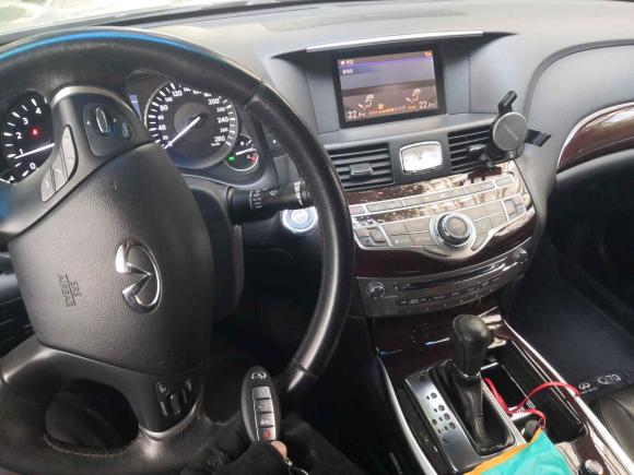 [合肥·皖A] 二手英菲尼迪英菲尼迪Q702013款 Q70L 2.5L 舒适版