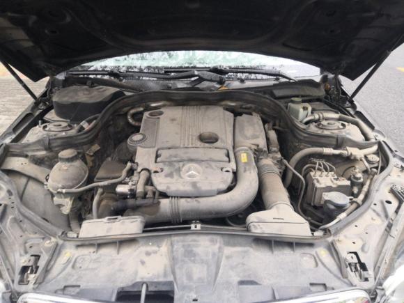 [上海·鲁D] 二手奔驰奔驰E级2011款 E 200 L CGI优雅型