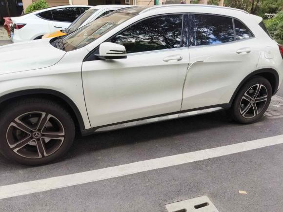 [上海·沪B] 二手奔驰奔驰GLA2018款 GLA 200 时尚型