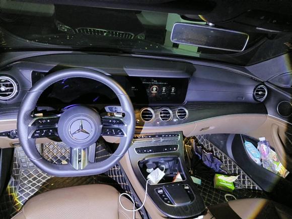 [无锡·苏B] 二手奔驰奔驰E级2021款 改款 E 300 L 运动时尚型