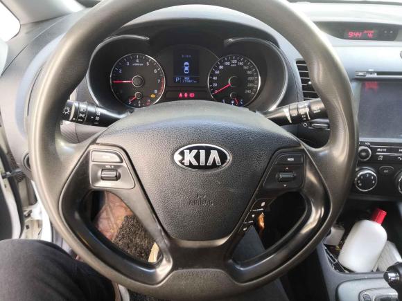 [上海·渝F] 二手起亚起亚K32013款 1.6L 自动GL