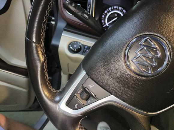 [上海·沪D] 二手别克别克GL82017款 25S 尊贵型 国V