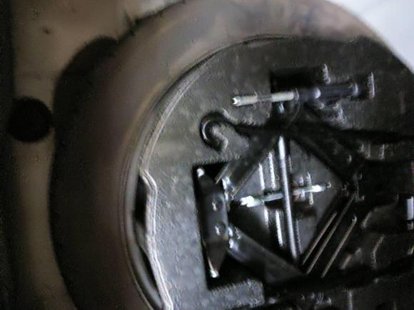 [上海·沪A] 二手现代索纳塔2013款 2.0L 自动领先版