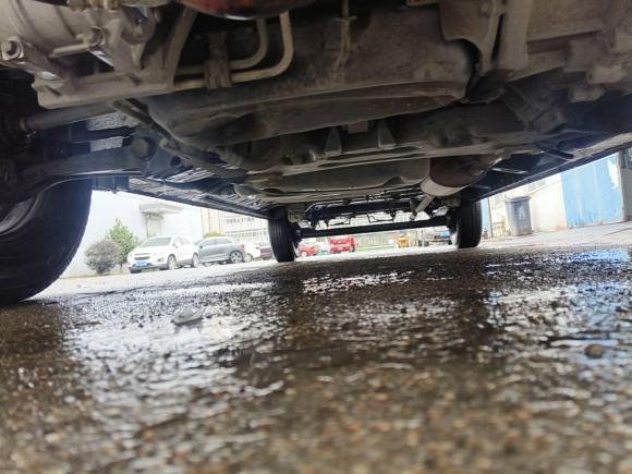 [嘉兴·浙F] 二手上汽大通MAXUS新途V802017款 2.5T AMT傲运通国IV长轴中顶6-10座