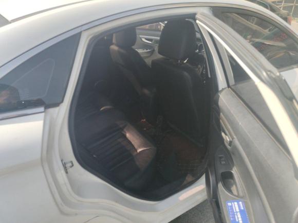 [南京·苏A] 二手奔腾奔腾B502016款 1.4T 自动豪华型