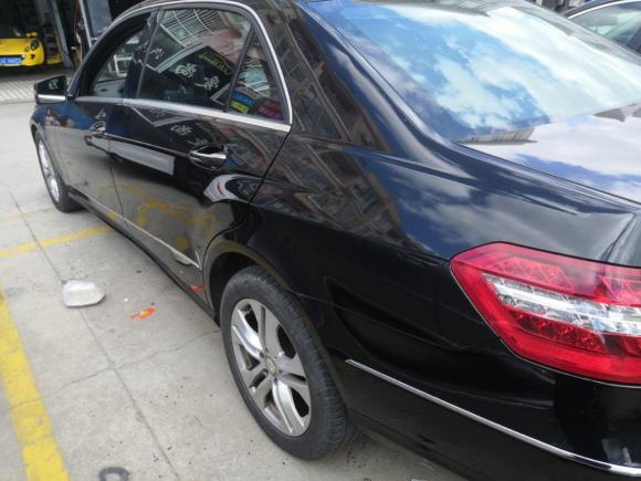 [上海·沪C] 二手奔驰奔驰E级2010款 E 300 L 时尚型