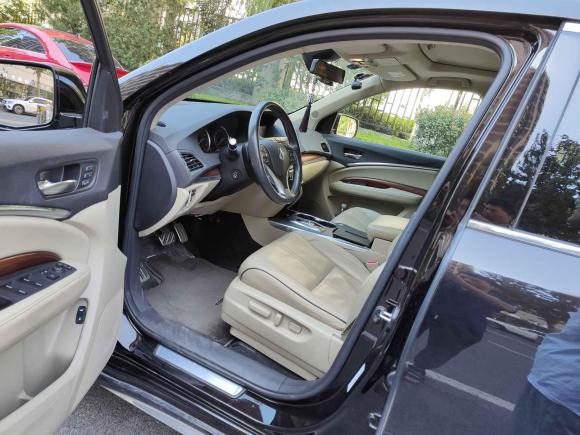 [济南·鲁A] 二手讴歌讴歌MDX2017款 3.0L 尊驭版