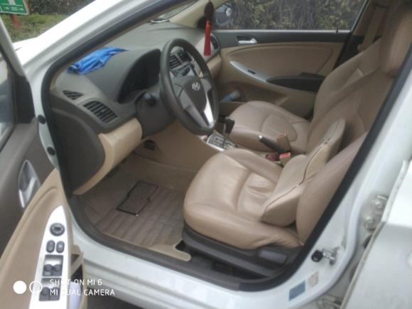 [台州·浙J] 二手现代瑞纳2011款 两厢 1.4L 自动舒适型GS