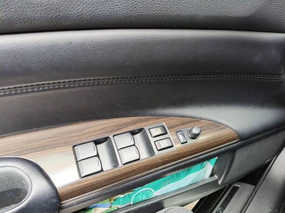 [广州·粤A] 二手日产天籁2011款 公爵 2.5L XV尊雅版