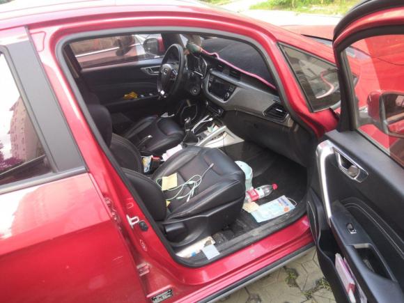 [芜湖·皖A] 二手吉利汽车远景X32017款 1.5L 手动精英型