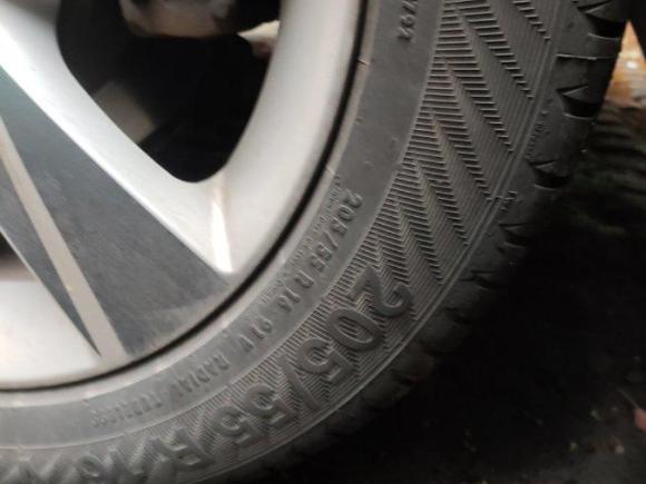 [上海·沪C] 二手现代朗动2012款 1.6L 手动领先型