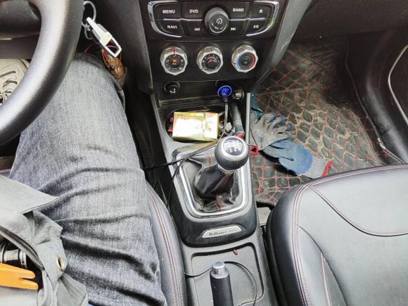 [合肥·皖A] 二手中华中华V32016款 1.5L 手动智能型