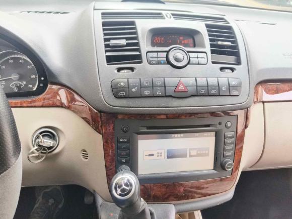 [上海·沪L] 二手奔驰唯雅诺2011款 2.5L 领航版