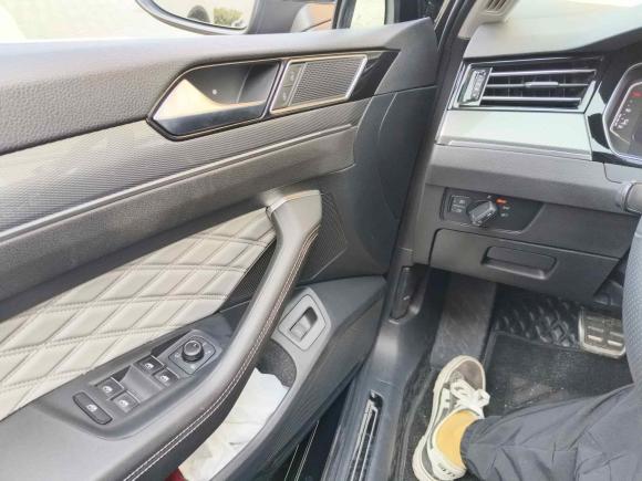 [武汉·鄂A] 二手大众迈腾2023款 200万辆纪念版 330TSI DSG领先型