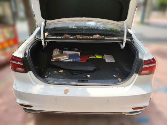 [合肥·皖A] 二手荣威荣威i6新能源2017款 45T 混动互联智享版