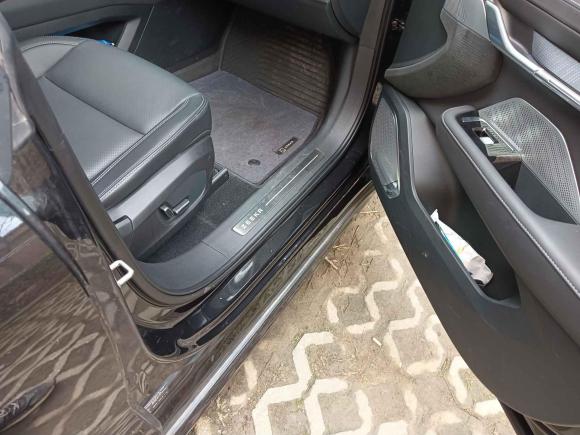 [上海·沪A] 二手极氪极氪0012022款 超长续航单电机 WE版