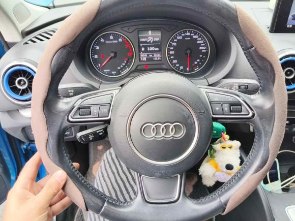 [南京·苏A] 二手奥迪奥迪A32016款 Sportback 35 TFSI 领英型