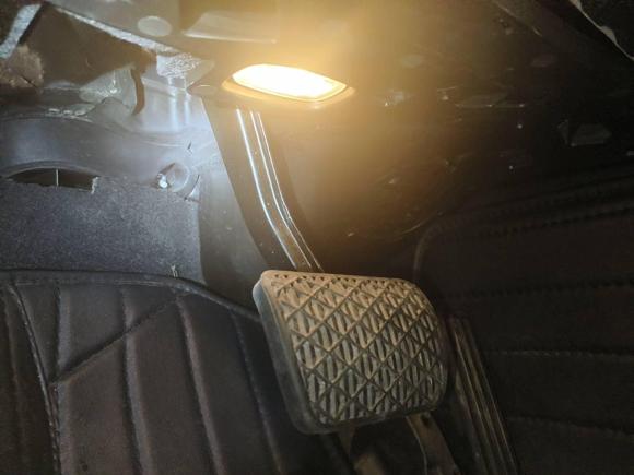 [青岛·鲁B] 二手奔驰奔驰C级2018款 C 200 L 运动版