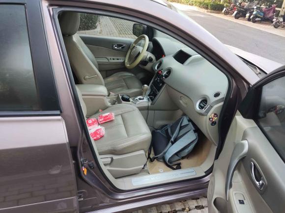 [南昌·赣A] 二手雷诺科雷傲2009款 2.5L 四驱舒适型