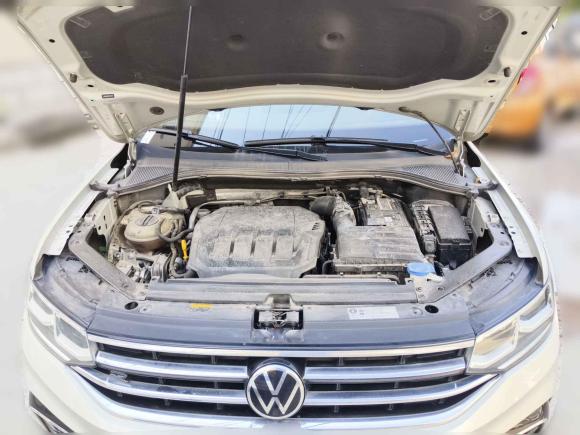 [上海·沪F] 二手大众途观L2023款 330TSI 自动两驱R-Line旗舰版