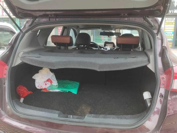 [佛山·粤Y] 二手海马海马S52015款 1.5T CVT旗舰型